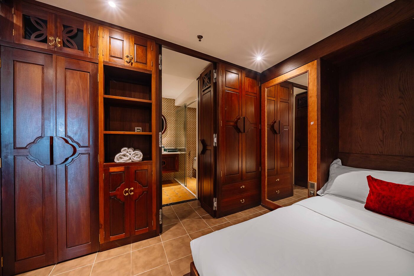 Dormitorio en un apartamento de dos habitaciones en Hanoi AN Residence