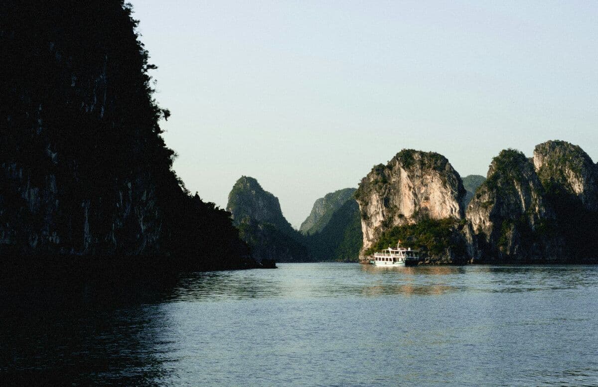 Cat Ba Cable Car & Gia Luan Ferry 2026: Tickets, Timetables & Tips