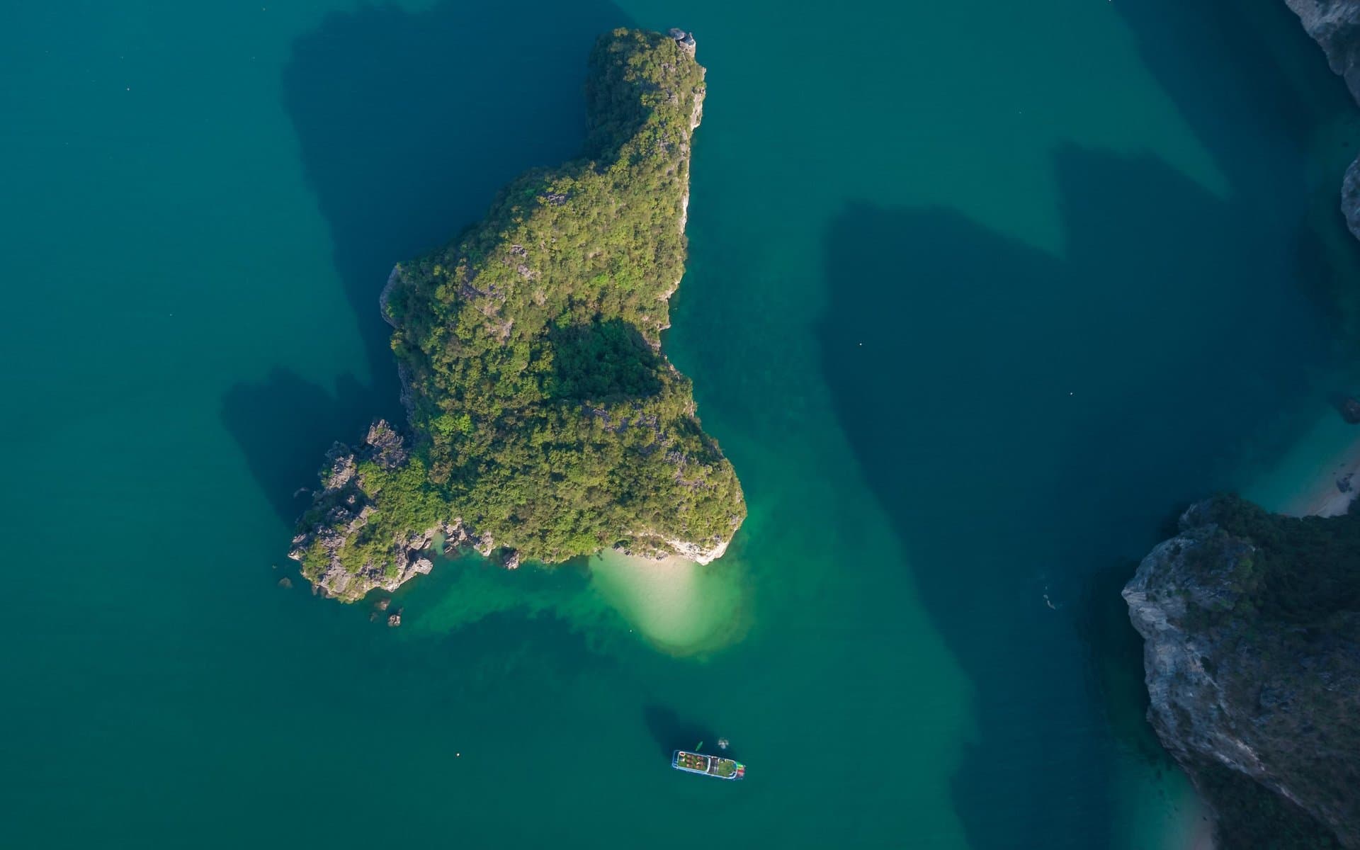 Cat Ba in 2026: Records, New Openings & What They Mean for Your Trip