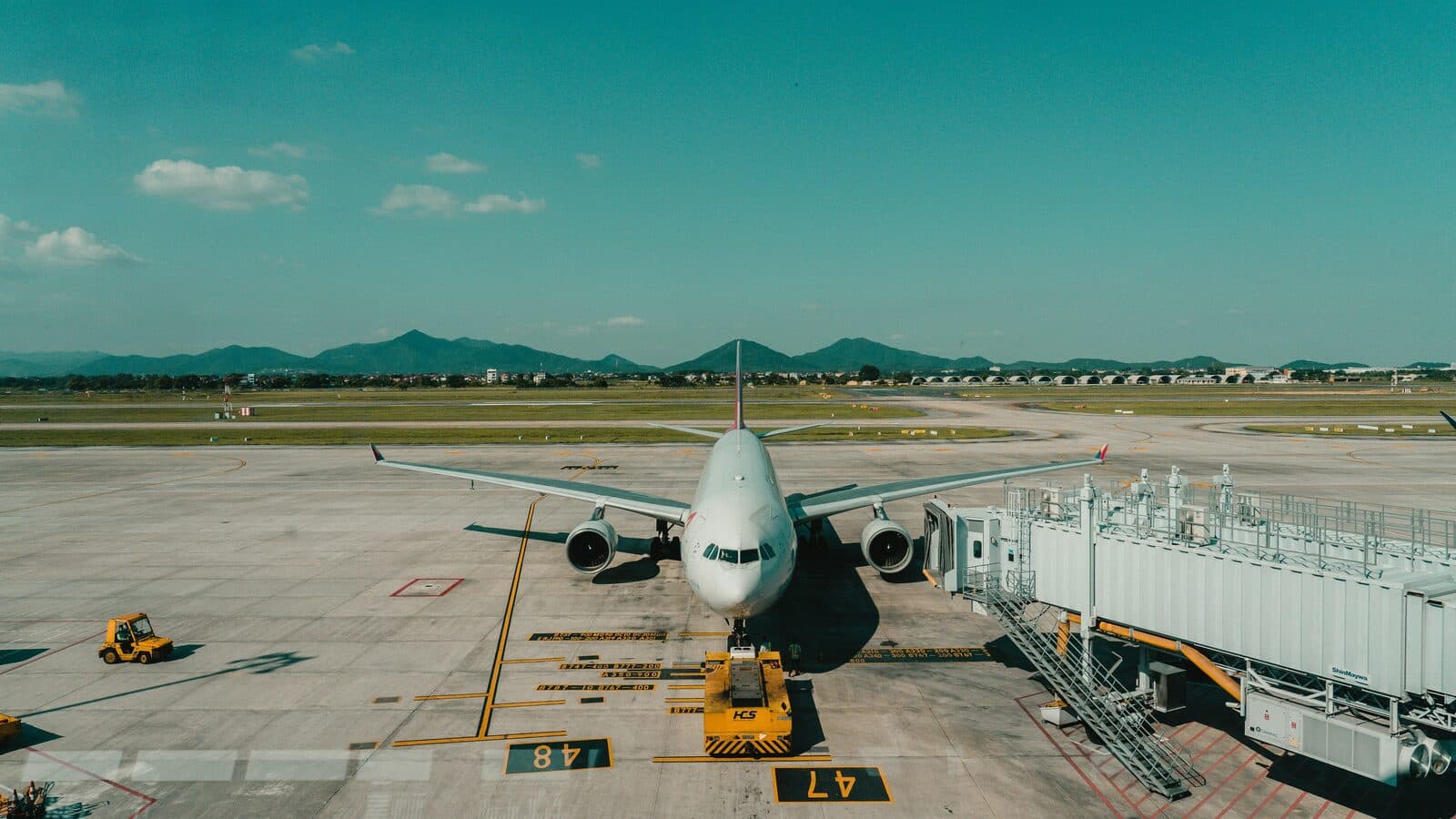 Getting to Cat Ba from Noi Bai Airport: 2026 Arrival Playbook