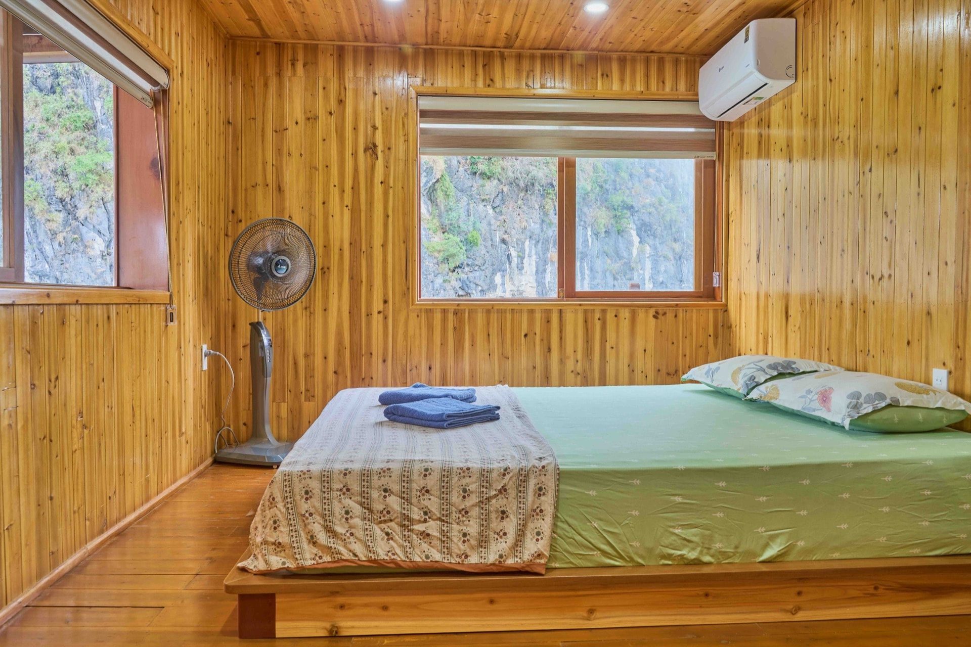 Doppelzimmer mit Blick auf die Bucht – Zimmer 7